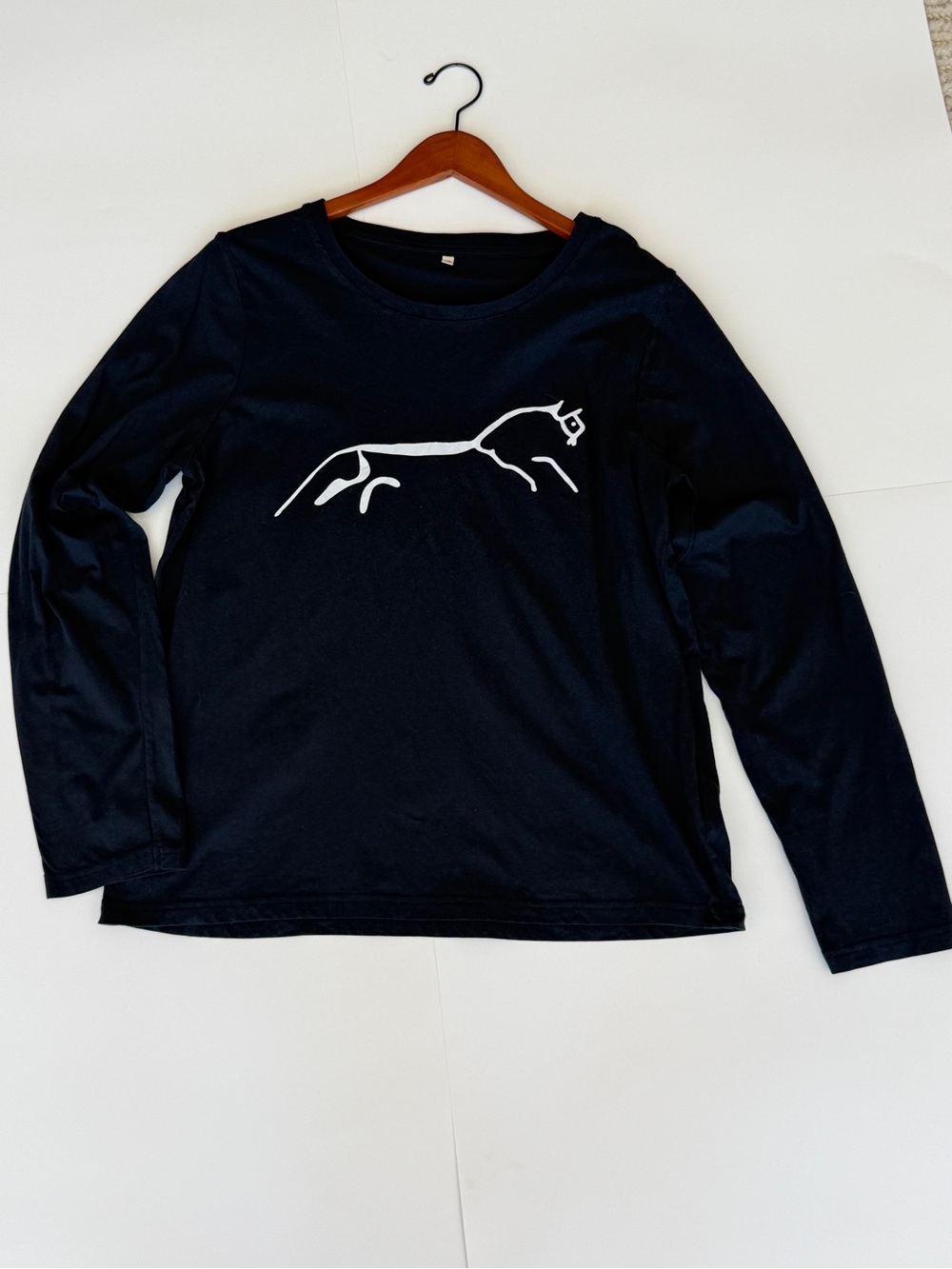 Uffington White Horse Organic Cotton Minimalist Long Sleeve Graphic Tee size 18